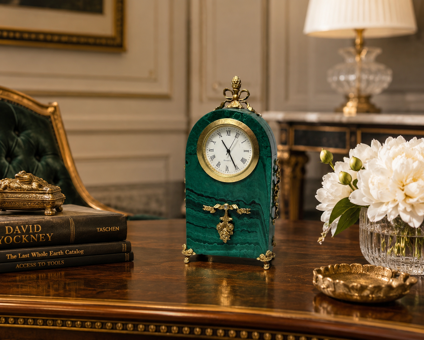 Green decorative mantel clock